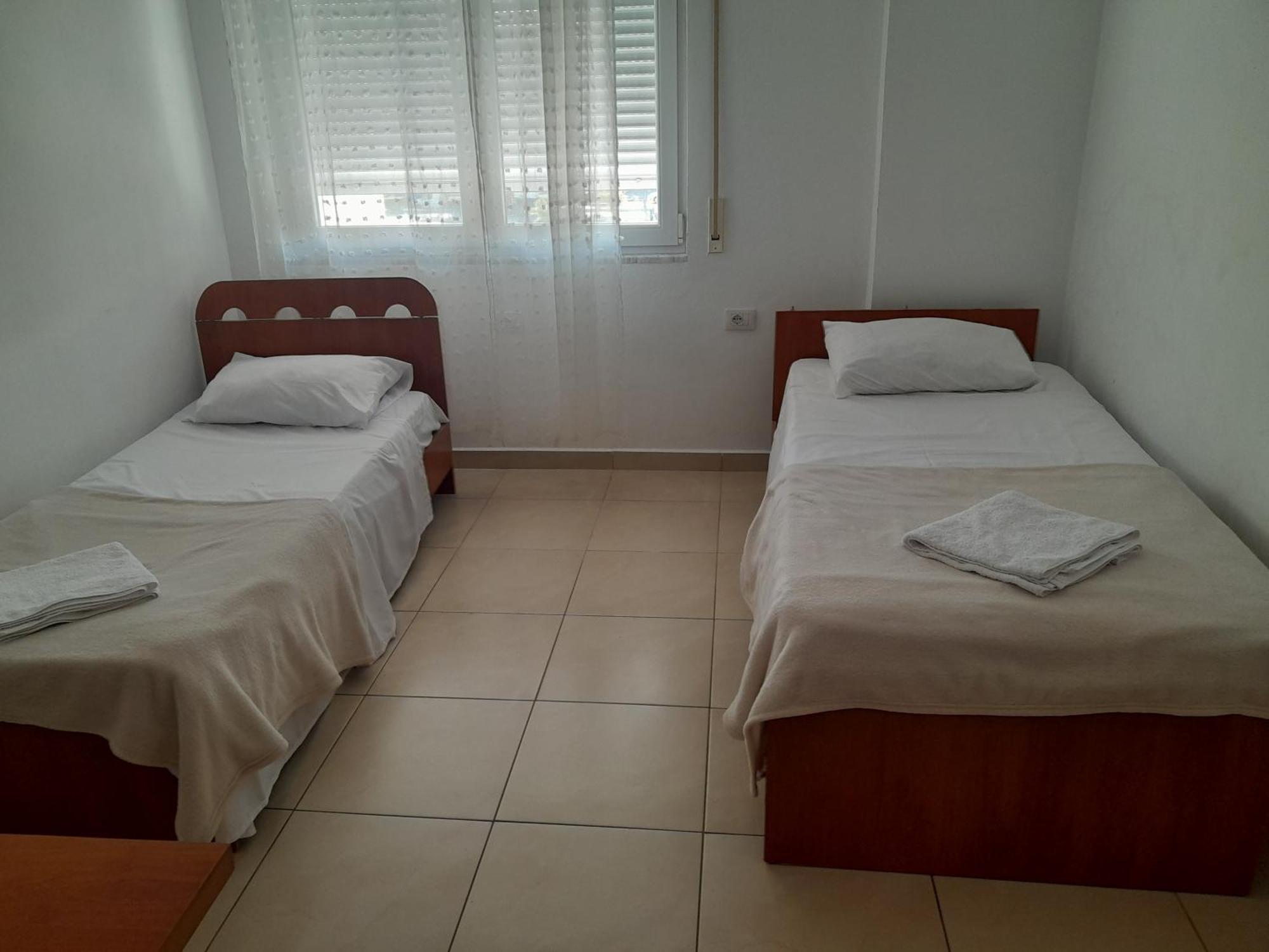 Comfy City Center Apartment شكودر المظهر الخارجي الصورة