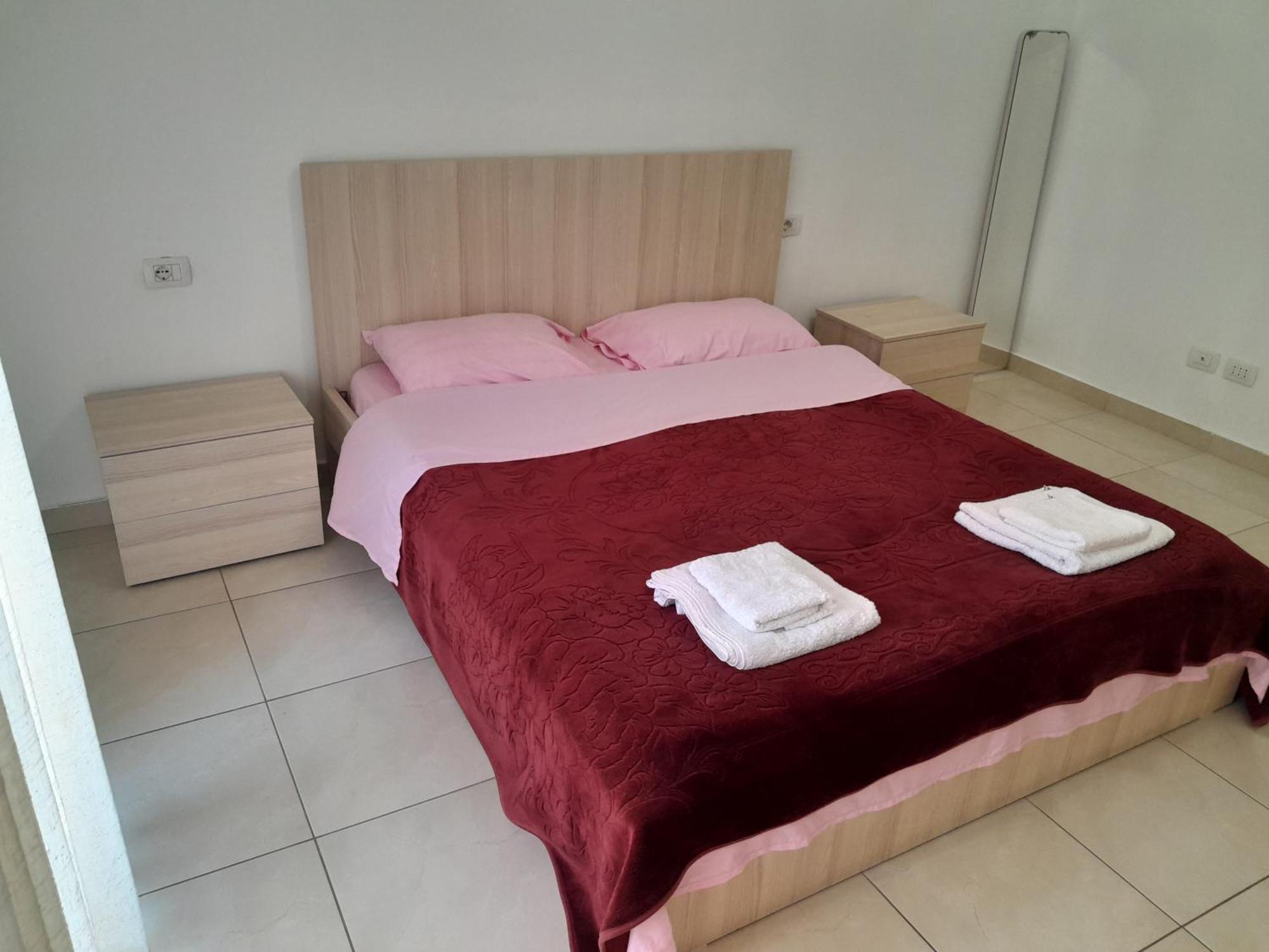 Comfy City Center Apartment شكودر المظهر الخارجي الصورة